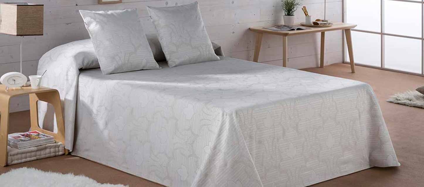 colcha dormitorio verano