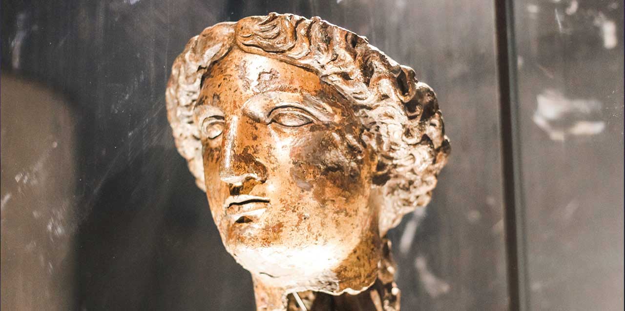 sindrome-de-la-cabeza-plana-1 escultura de perseo